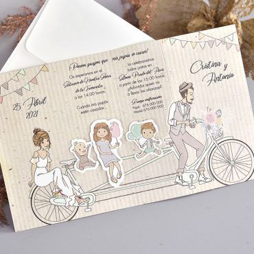 invitacion-de-boda-clara-39714-original-divertida-bicicleta-papa-y-mama-se-casan-niño