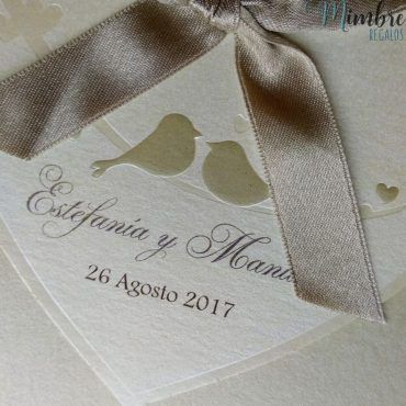 invitacion-de-boda-belarto-romantica-corazon-lazo-pajaritos