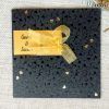 invitacion-de-boda-negro-dorado-lazo-ventana-corazon-romantica
