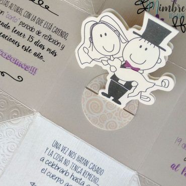 invitacion-de-boda-emma-dibujos-malva-informal-caja-original-divertida