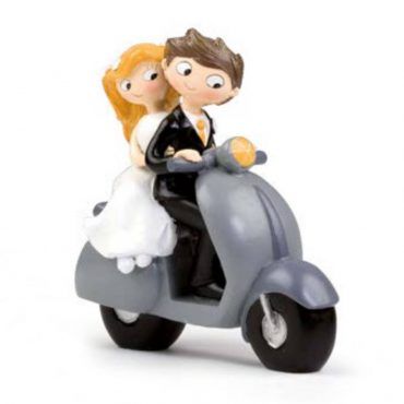 figura tarta boda novios en moto mopec y534