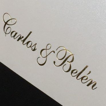 invitacion-de-boda-tarjeta-elegante-clasica-estampacion-dorada