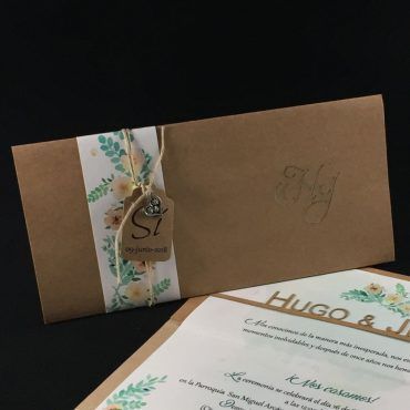 invitacion-de-boda-moderna-original-forro-flor-kraft