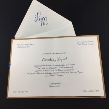 invitacion-de-boda-tarjeta-clasica-elegante-lazo-azul-marron-forro