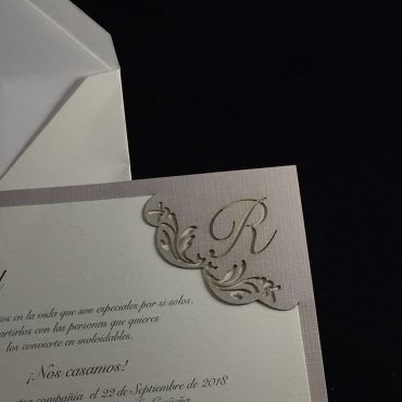 invitacion-de-boda-tarjeta-elegante-forro