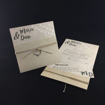 invitacion-de-boda-tarjeta-elegante-cordon-romantica-corazon