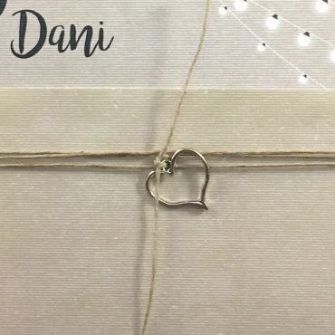 invitacion-de-boda-tarjeta-elegante-cordon-romantica-corazon
