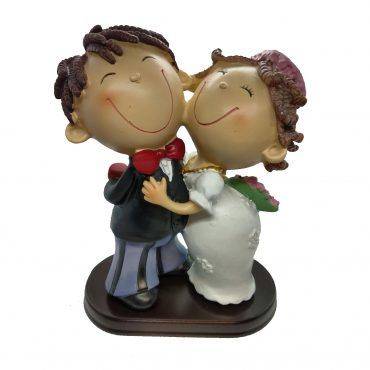 figura tarta, novios, abrazo, 2074