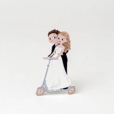 figura tarta, novios, boda, madera, patinete, w313