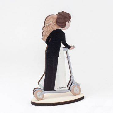 figura tarta, novios, boda, madera, patinete, w313