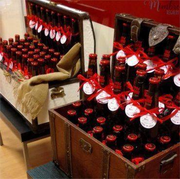 Botellines de cerveza Estrella Gallicia con una grabación personalizada