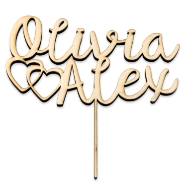 Cake topper de madera personalizado con nombres y corazones entrelazados